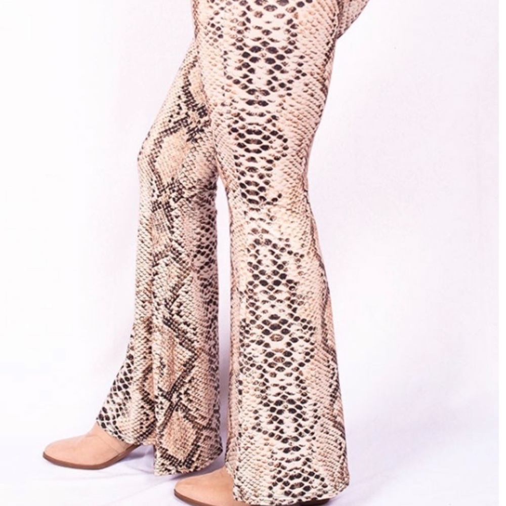 Snake Print Pull-On Pants - Picture 5 of 5